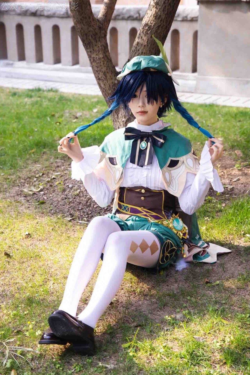 足愉心摄影第33期:模特心凌(搭配:温迪cos服、黑色小皮鞋、白色丝袜) | 足愉心